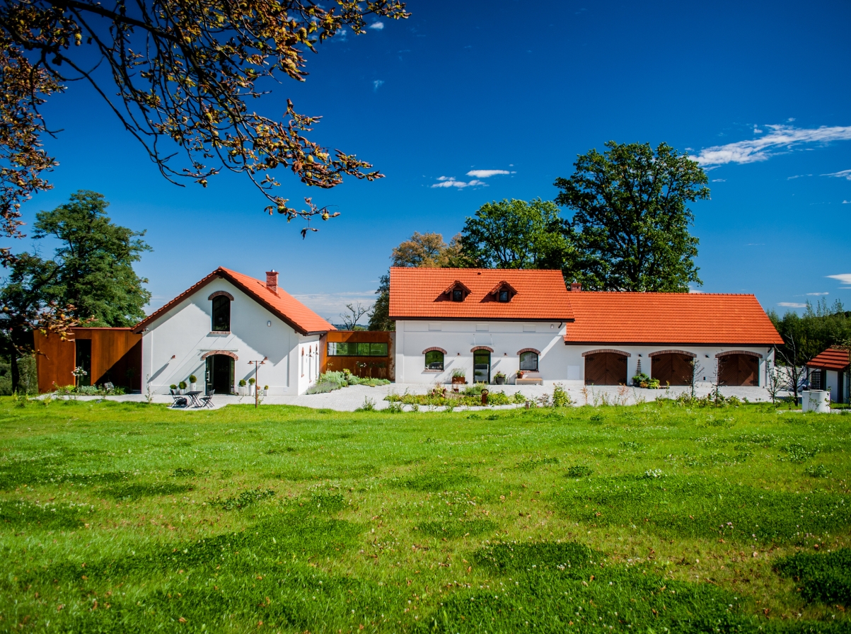 DZIĘKI NASZYM STARANIOM WIELE REALIZACJI ARCHITEKTONICZNYCH MOGŁO SKUTECZNIE MIERZYĆ SIĘ ZE SWOJĄ KONKURENCJĄ Z&nbsp;CAŁEJ EUROPY.